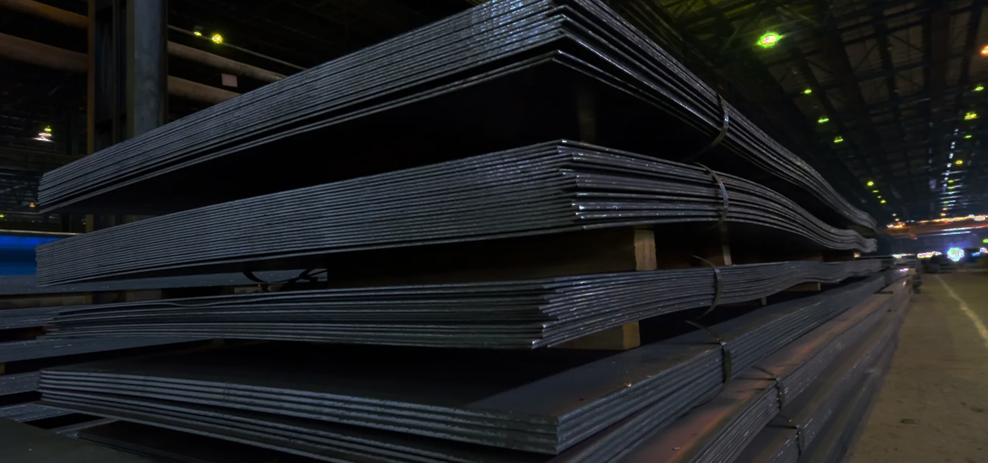 Over 700 Satisfied Customers – Trusted Steel Solutions Provider Visual highlighting that over 700 customers trust QSteel for high-quality and reliable steel products